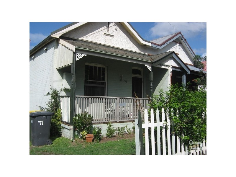 71 Everton Street, Hamilton NSW 2303