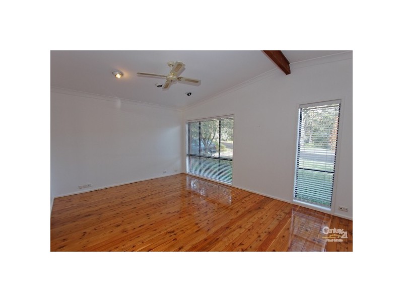 15 Werona Crescent, Valentine NSW 2280