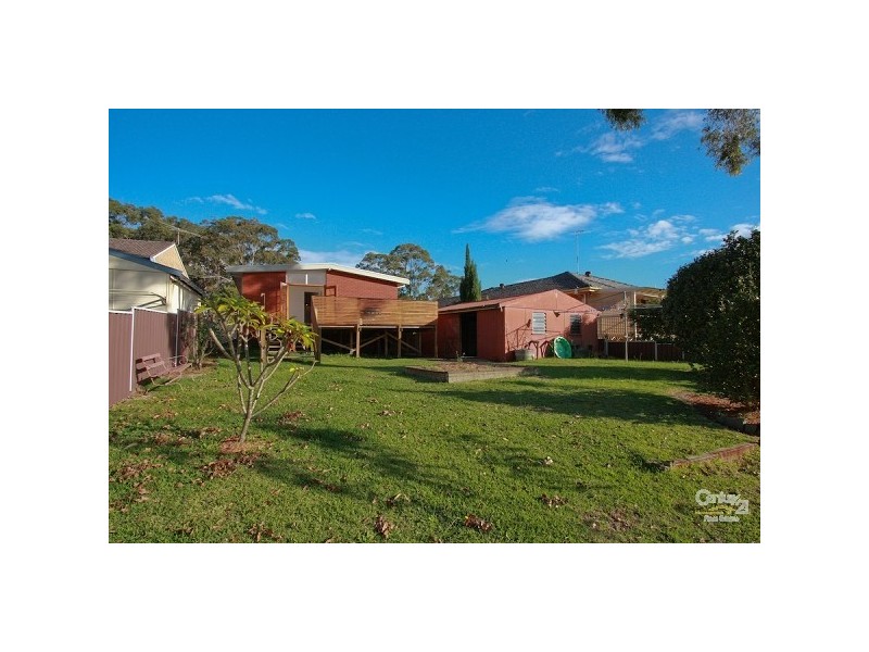 15 Werona Crescent, Valentine NSW 2280