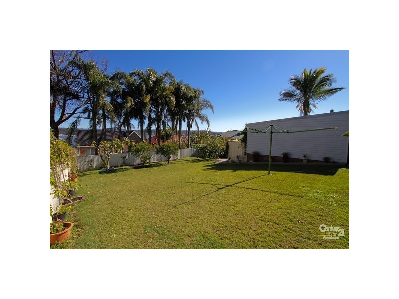 74 Berkeley Street, Speers Point NSW 2284