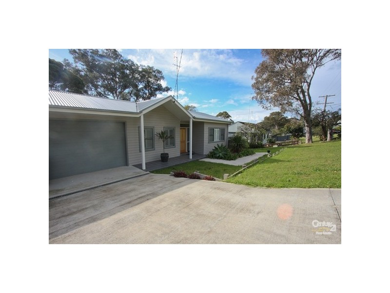 21 Macquarie Drive, Belmont NSW 2280