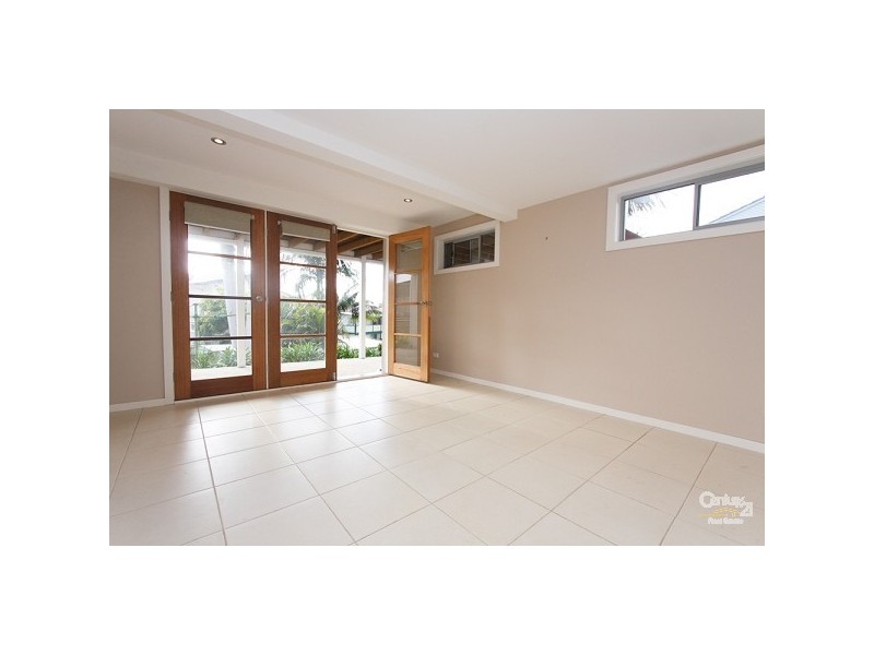 21 Macquarie Drive, Belmont NSW 2280