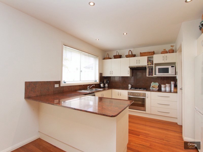 2 Callicoma Place, Redhead NSW 2290