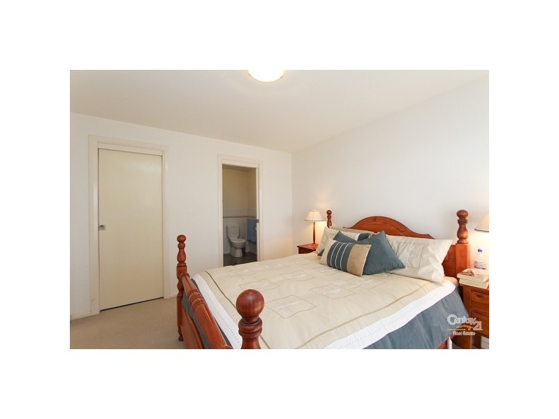 2 Callicoma Place, Redhead NSW 2290