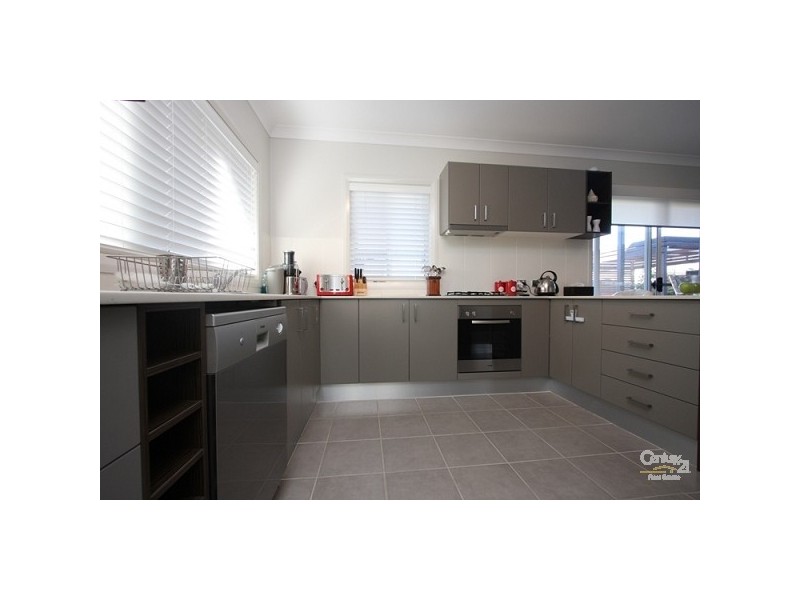 14 Siloam Drive, Belmont North NSW 2280