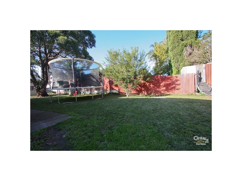 17 Warner Streert, Warners Bay NSW 2282