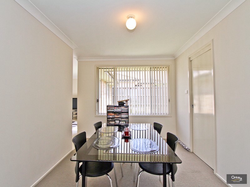 5 Melody Lane, Mount Hutton NSW 2290