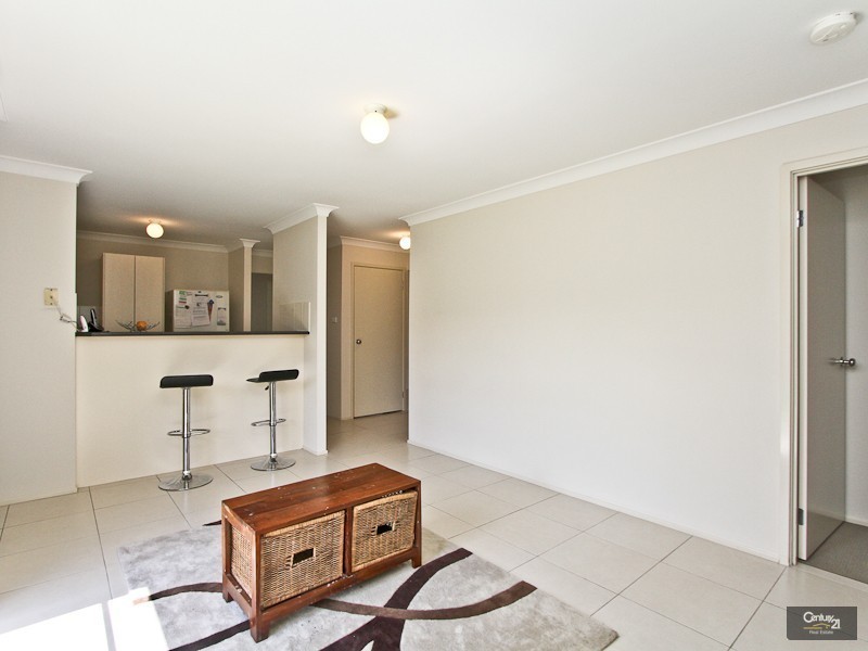 5 Melody Lane, Mount Hutton NSW 2290