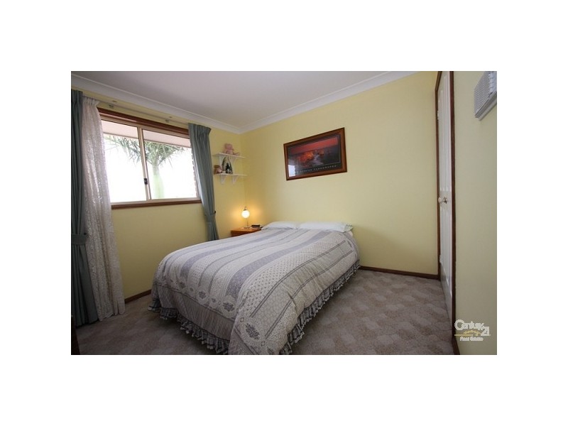 107 Myles Avenue, Warners Bay NSW 2282