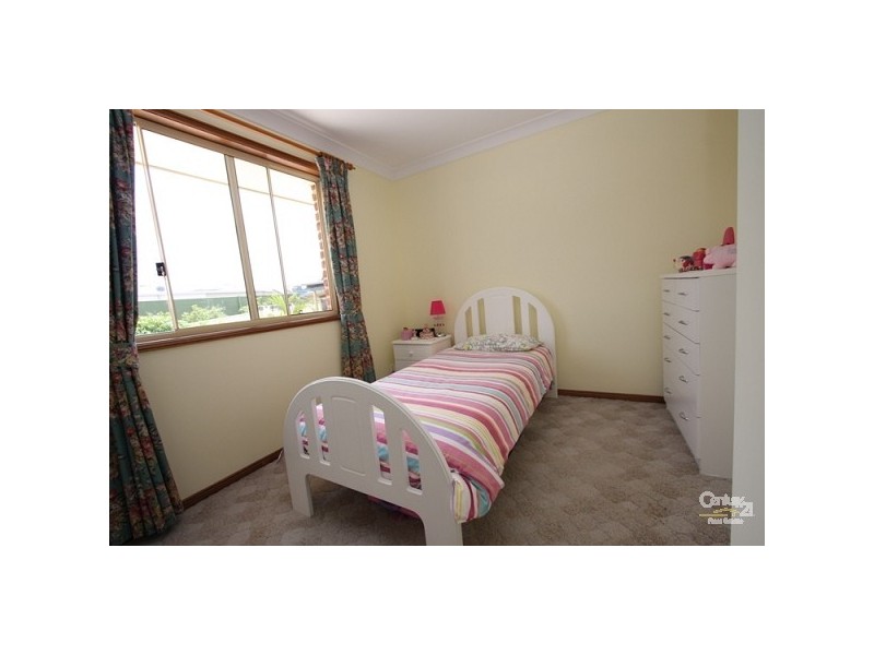 107 Myles Avenue, Warners Bay NSW 2282