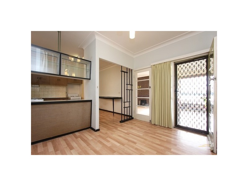 142 Andrew Road, Valentine NSW 2280