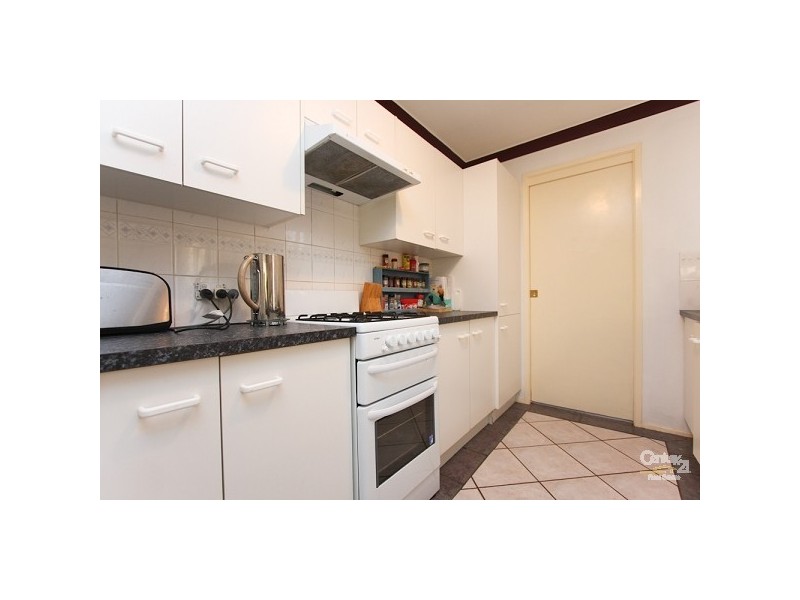 5 Tower Close, Valentine NSW 2280