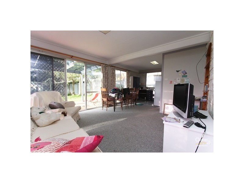 1/48 Victor Avenue, Valentine NSW 2280