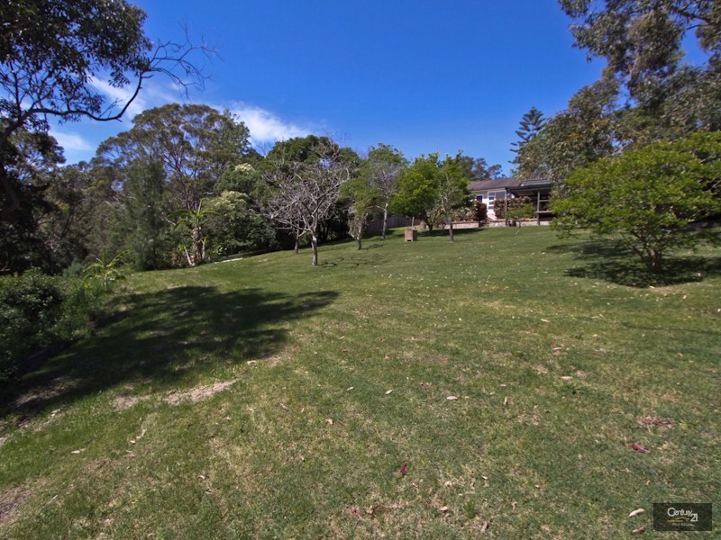 15 Taylor Crescent, Warners Bay NSW 2282