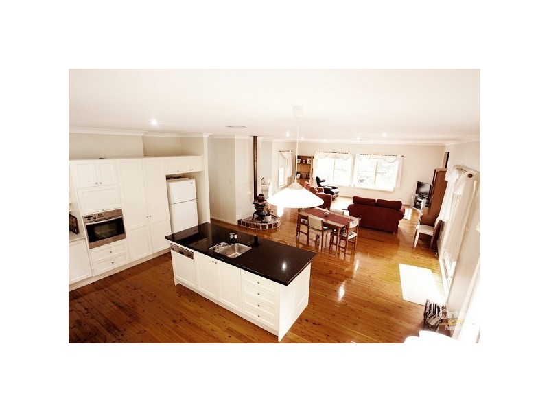 5 Grosvenor Place, Valentine NSW 2280