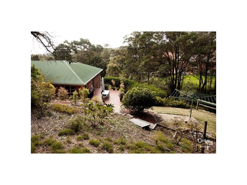 5 Grosvenor Place, Valentine NSW 2280