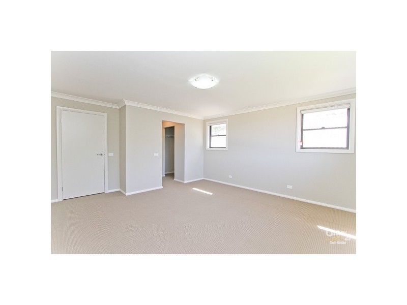 10 Maximillian Drive, Floraville NSW 2280