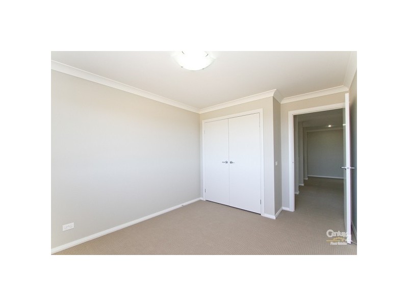 10 Maximillian Drive, Floraville NSW 2280