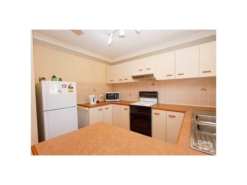8/44 Linden Avenue, Eleebana NSW 2282