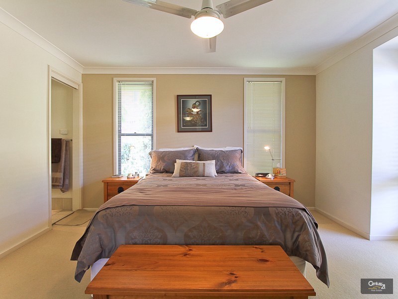 5 Majella Close, Eleebana NSW 2282