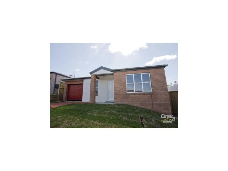 35 Harmony Crescent, Mount Hutton NSW 2290