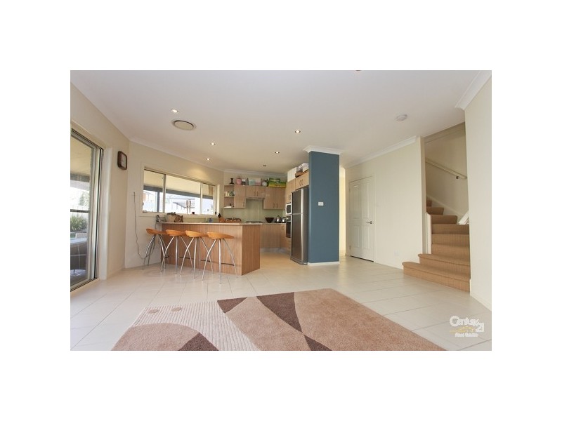 4 Siloam Drive, Belmont North NSW 2280