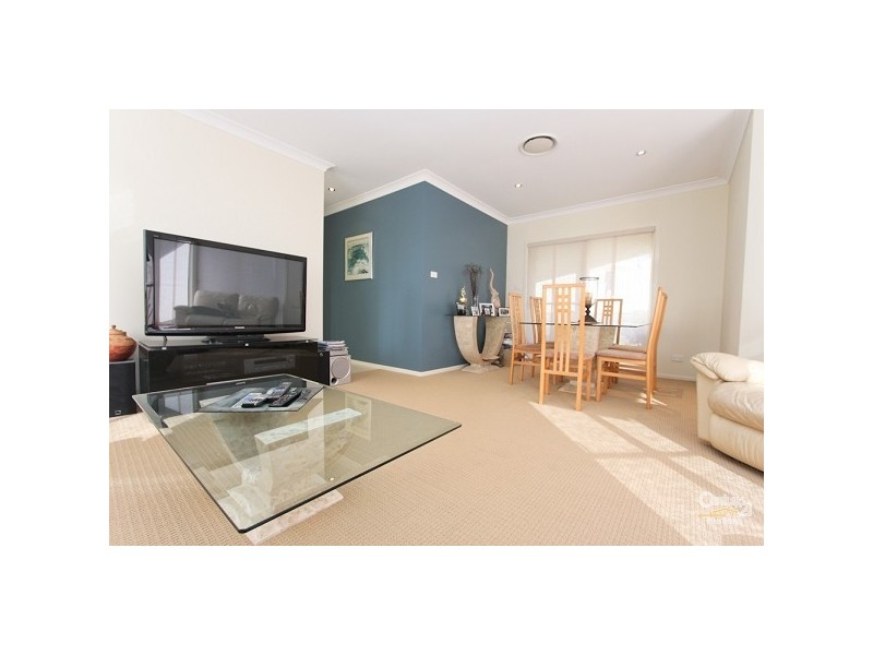 4 Siloam Drive, Belmont North NSW 2280
