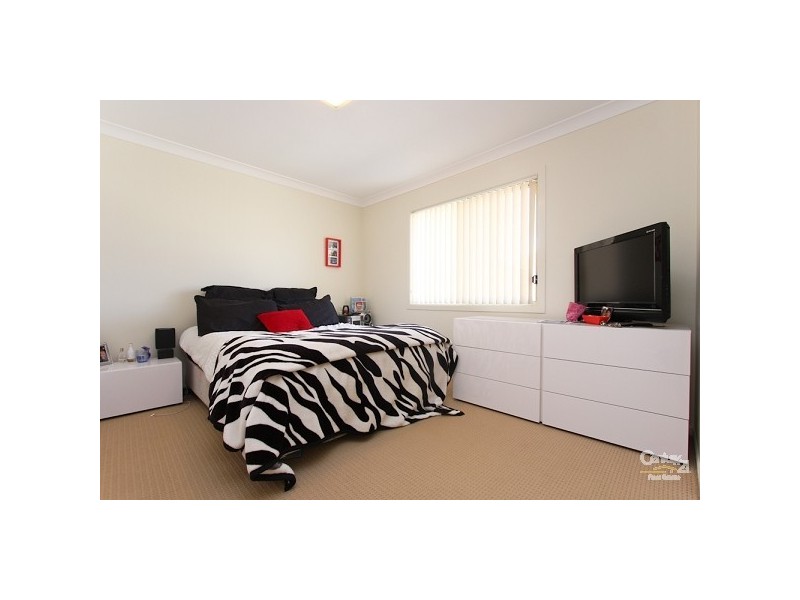 4 Siloam Drive, Belmont North NSW 2280