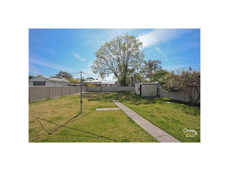 26 ST Johns Drive, Croudace Bay NSW 2280