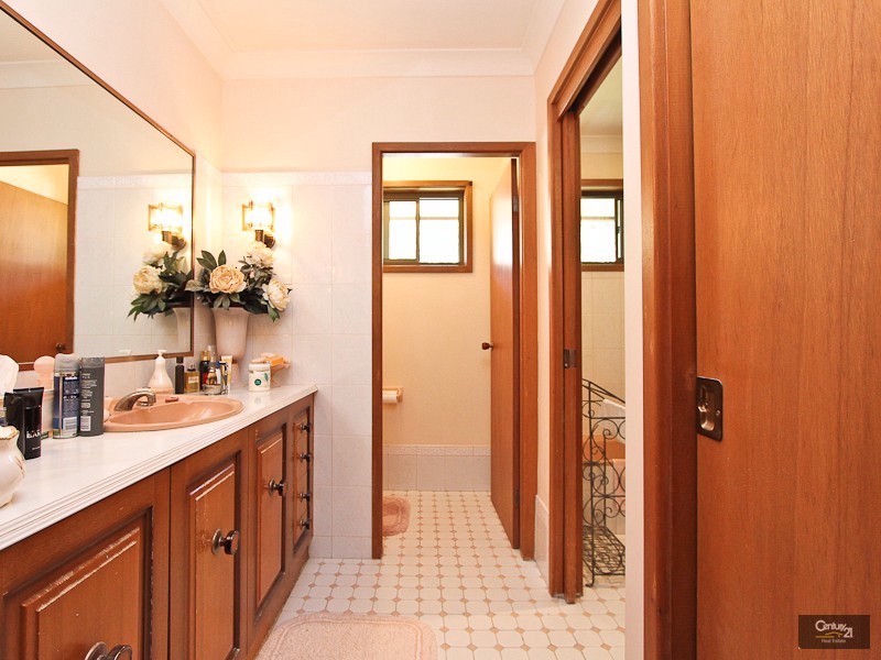 33 Arrowfield Street, Eleebana NSW 2282