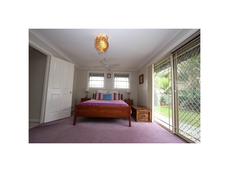 2/1 Tower Close, Valentine NSW 2280