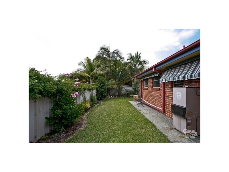 2/1 Tower Close, Valentine NSW 2280