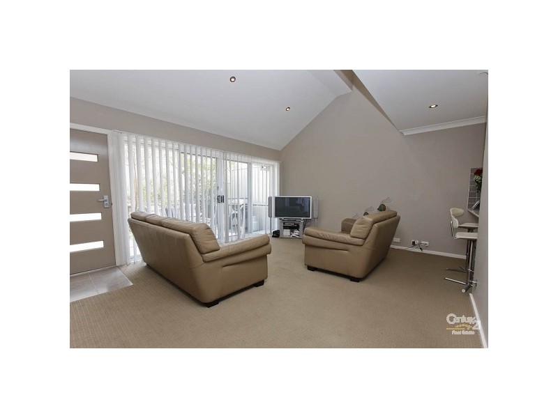 5/74 Evans Street, Belmont NSW 2280