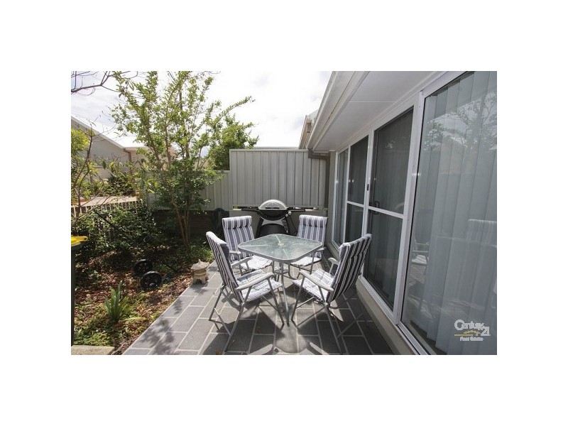 5/74 Evans Street, Belmont NSW 2280