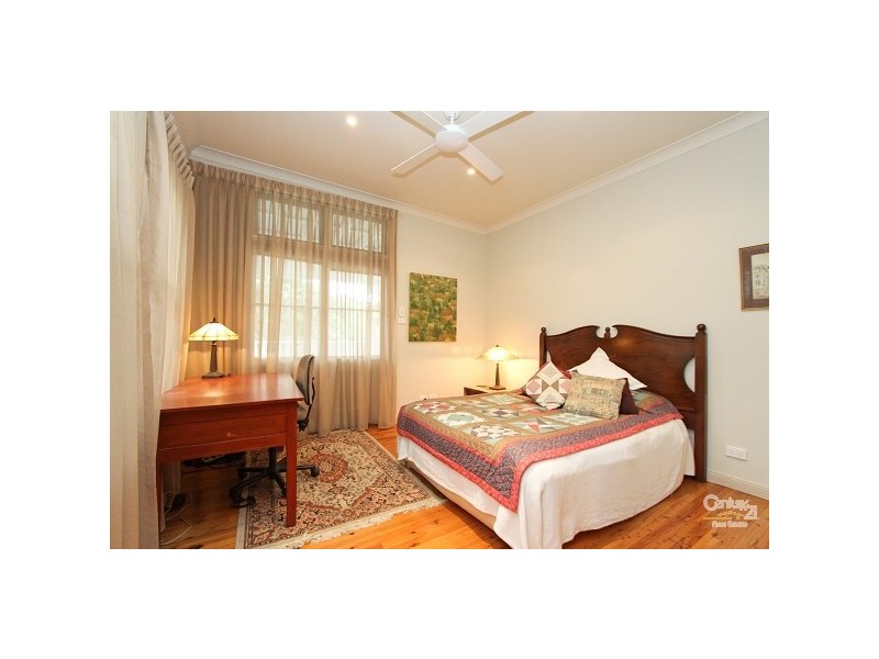 19 Mills Street, Warners Bay NSW 2282