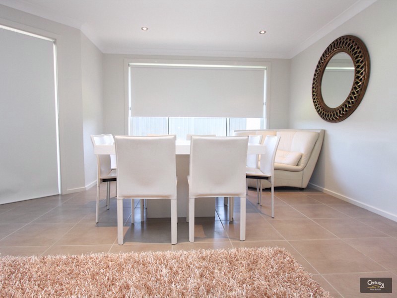 26 John Darling Avenue, Belmont North NSW 2280