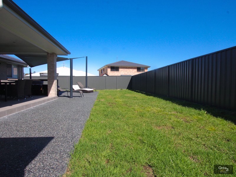 26 John Darling Avenue, Belmont North NSW 2280