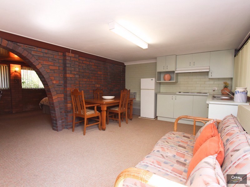 35 Dalpura Lane, Kotara South NSW 2289