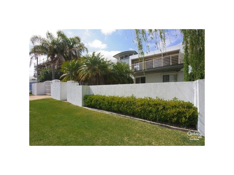 64 Dilkera Avenue, Valentine NSW 2280