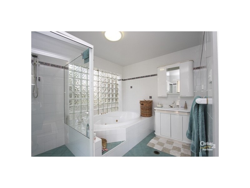 64 Dilkera Avenue, Valentine NSW 2280