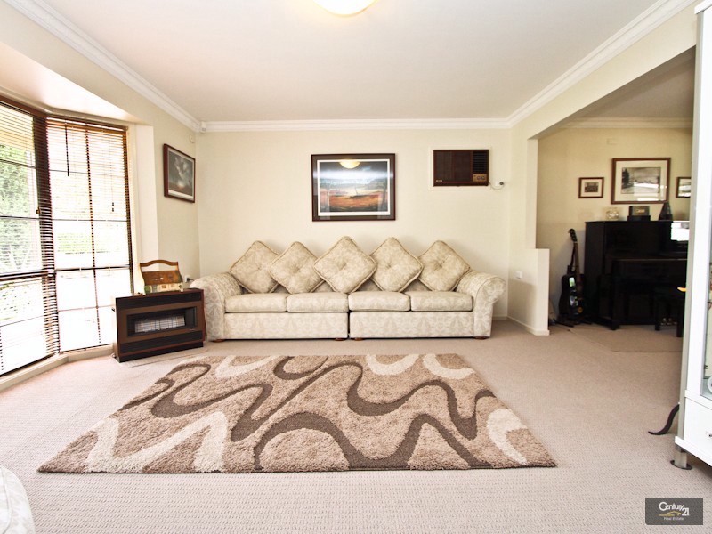 5 Baloo Close, Charlestown NSW 2290