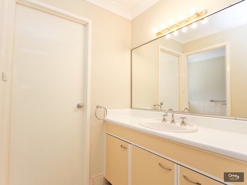 5 Baloo Close, Charlestown NSW 2290