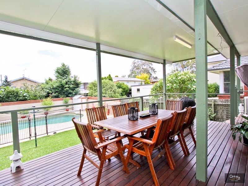 9 Victor Avenue, Valentine NSW 2280