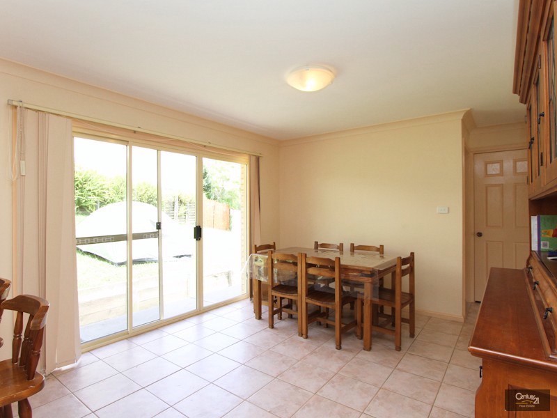 1 Chardonnay Court, Eleebana NSW 2282