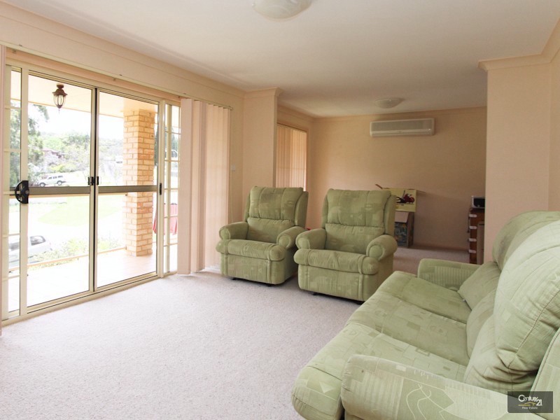 1 Chardonnay Court, Eleebana NSW 2282
