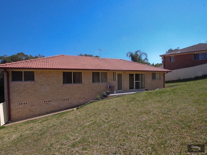 1 Chardonnay Court, Eleebana NSW 2282