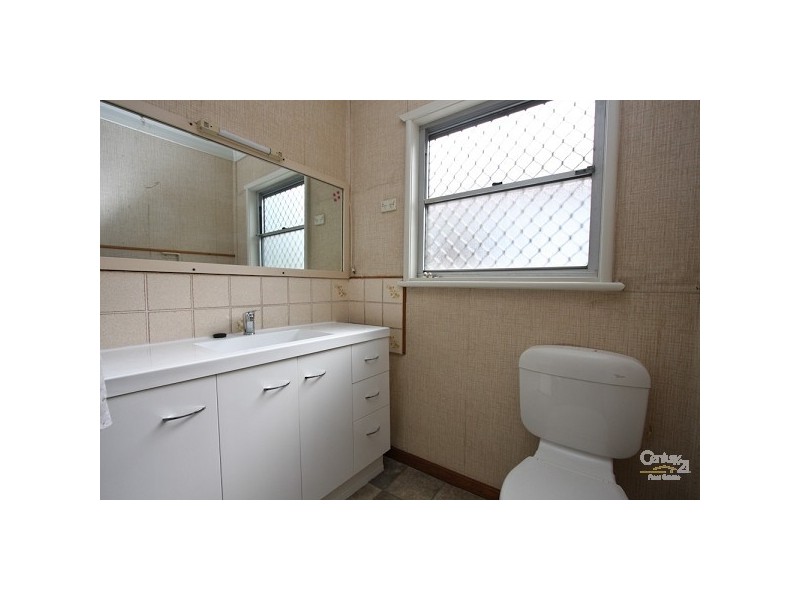 49 Maude Street, Belmont NSW 2280