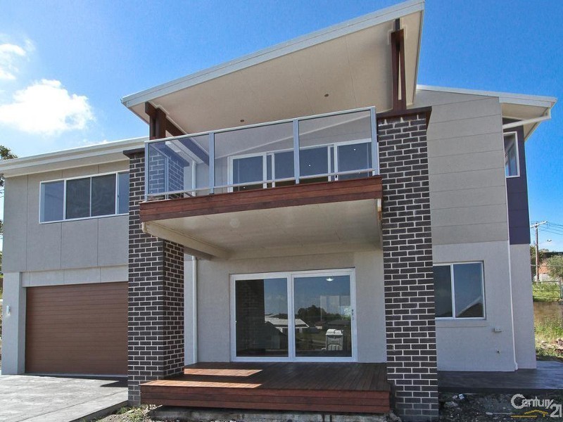 11 John Darling Avenue, Belmont North NSW 2280