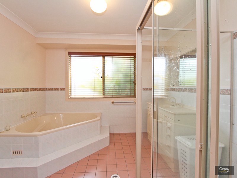 3 Mountbatten Place, Valentine NSW 2280