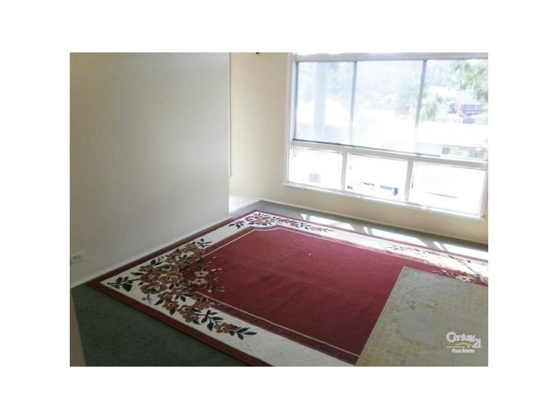 2/13 Kuranda Crescent, Kotara NSW 2289